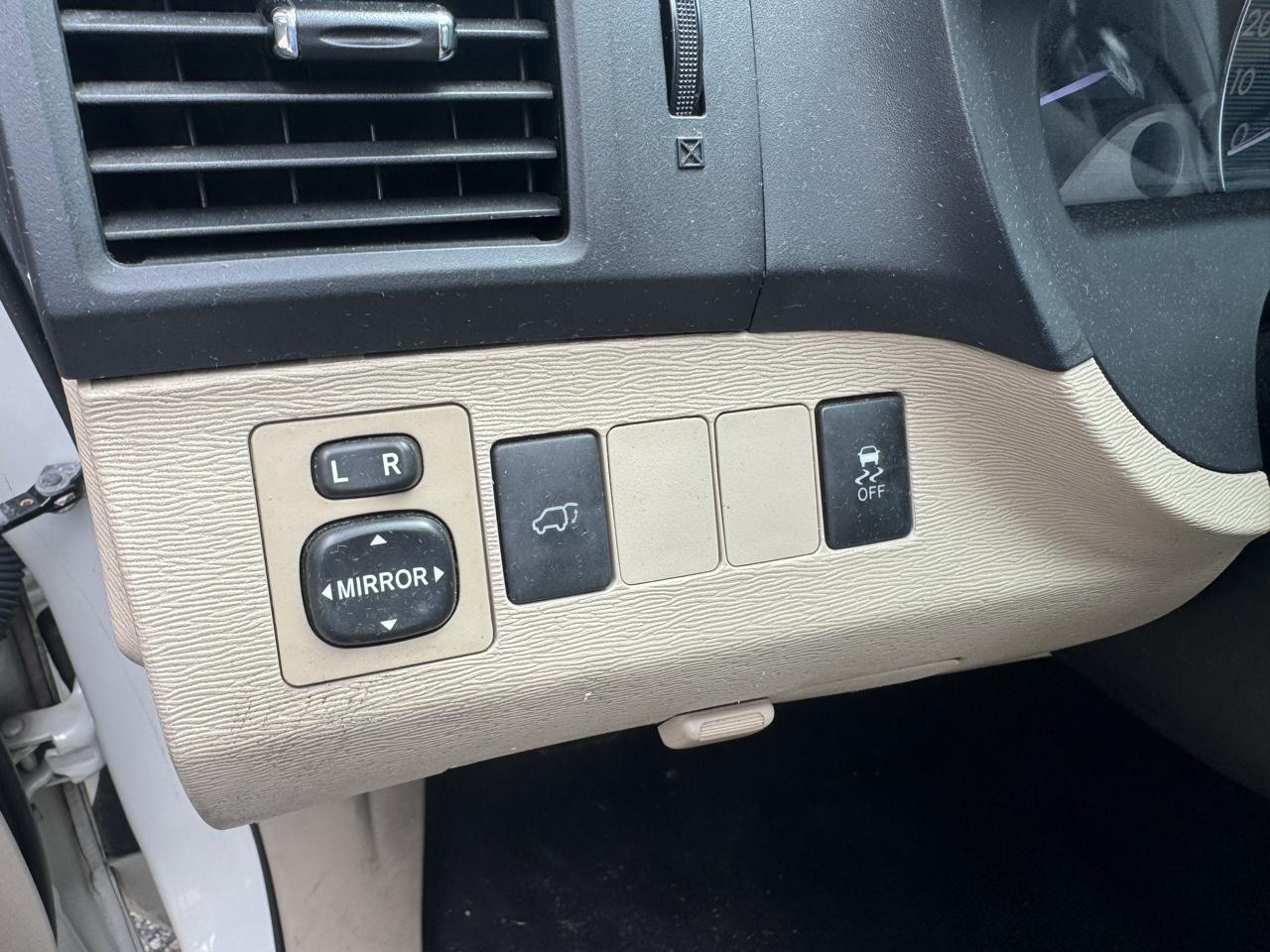 Toyota Venza  2012