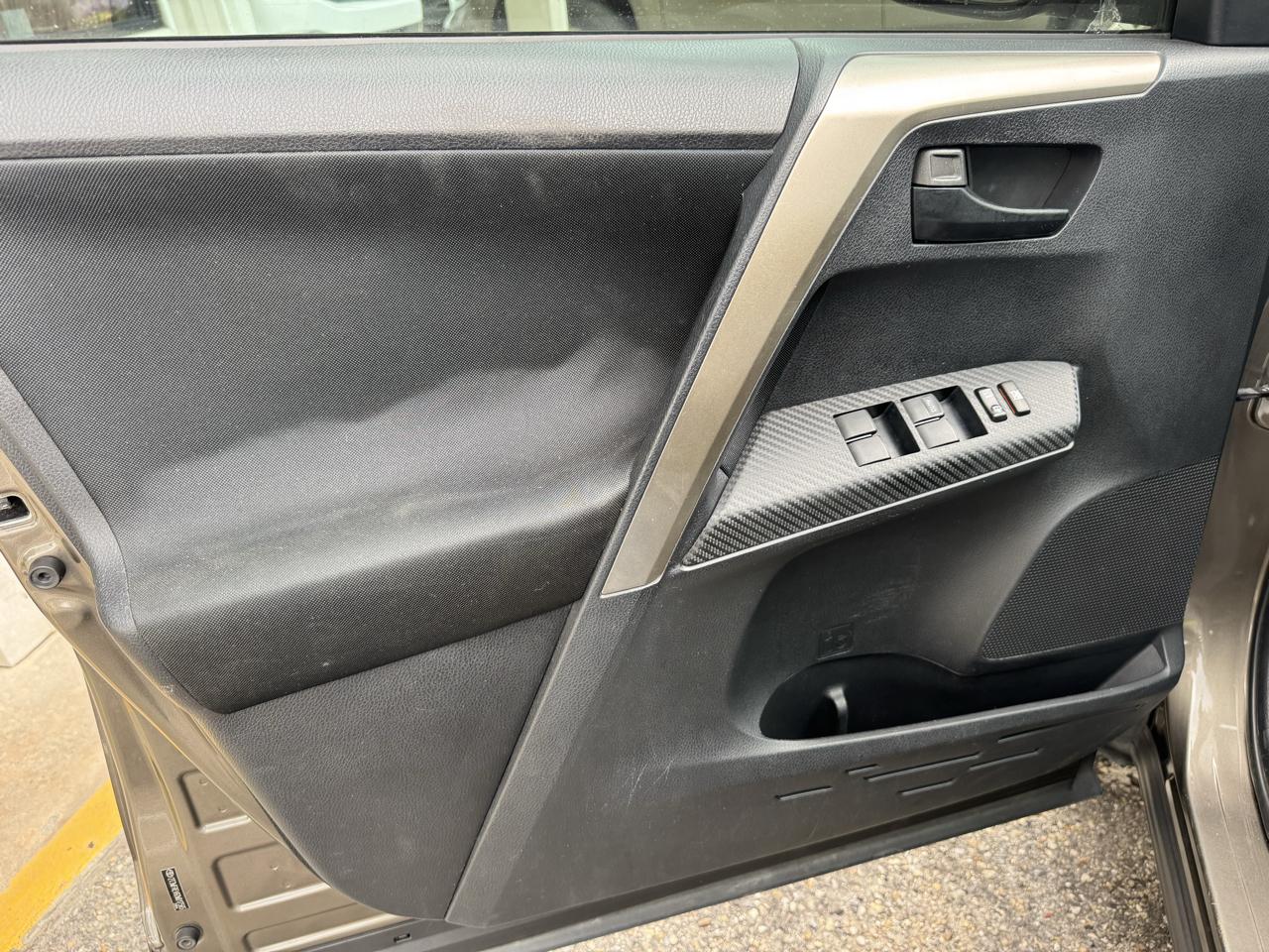 Toyota RAV4  2013