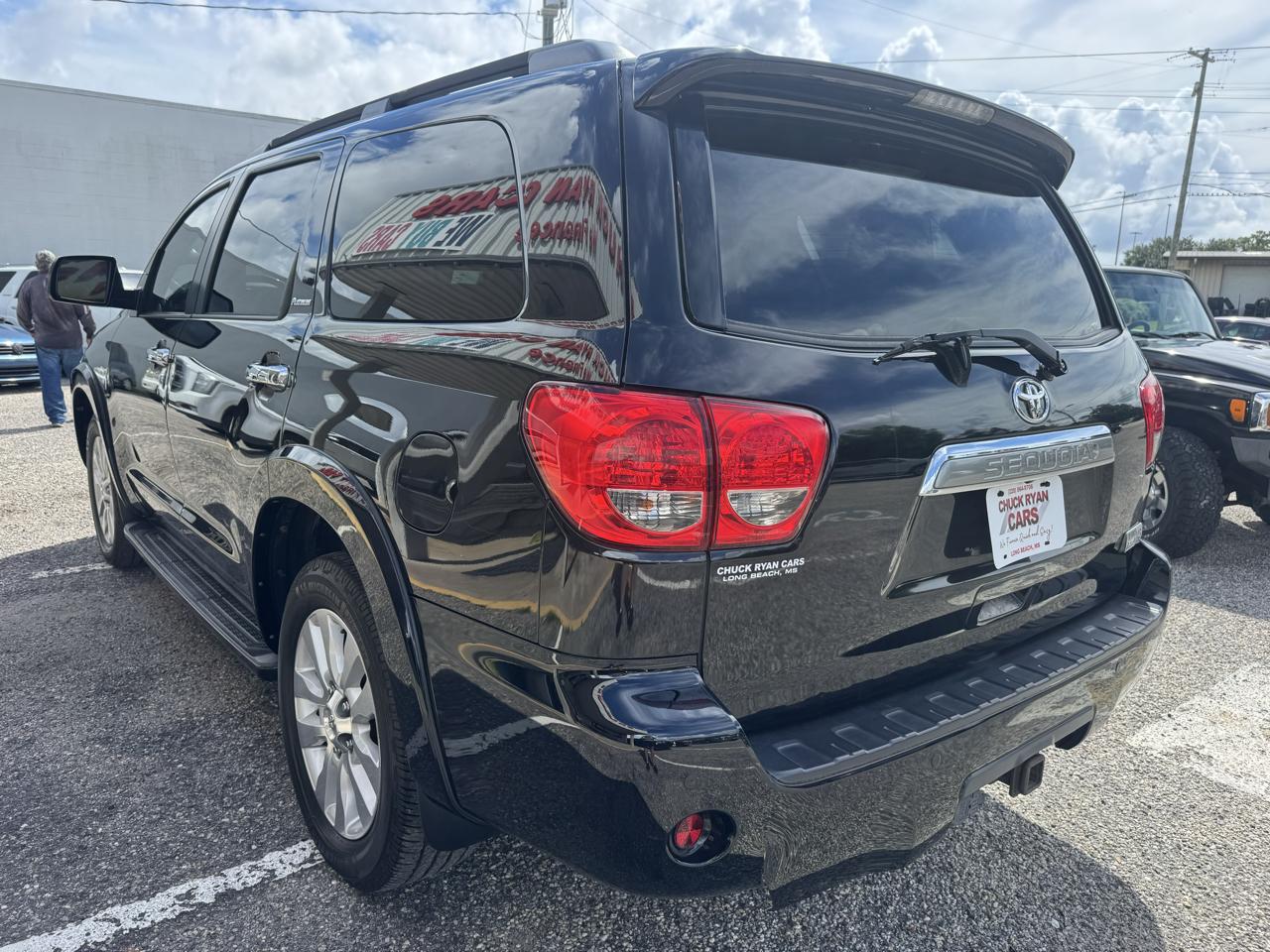 Toyota Sequoia  2017