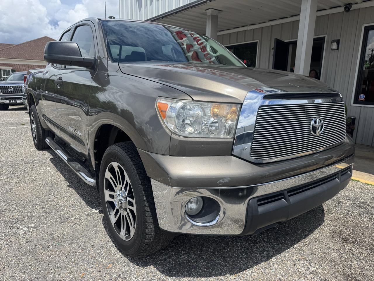 Toyota Tundra  2013