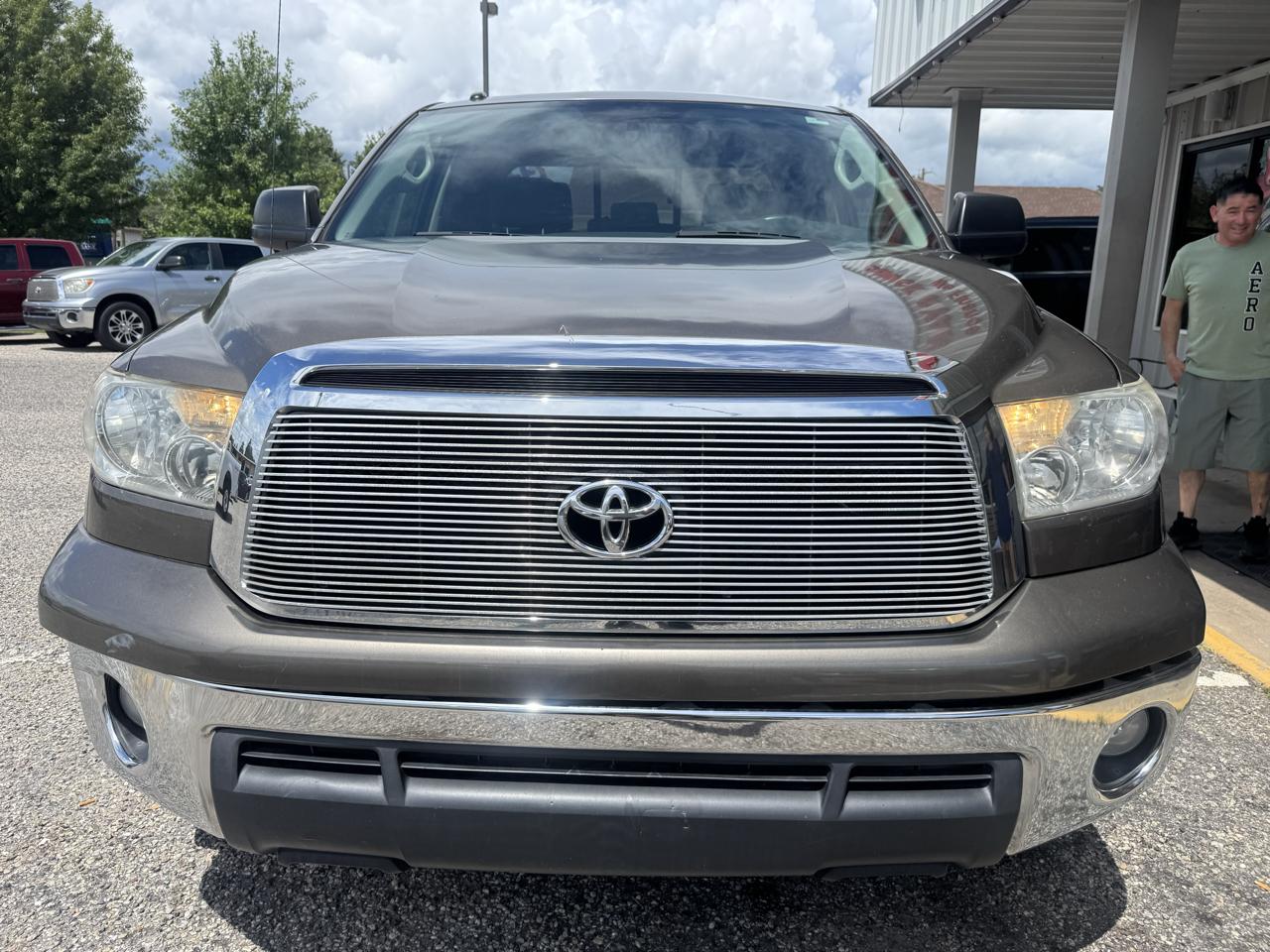Toyota Tundra  2013