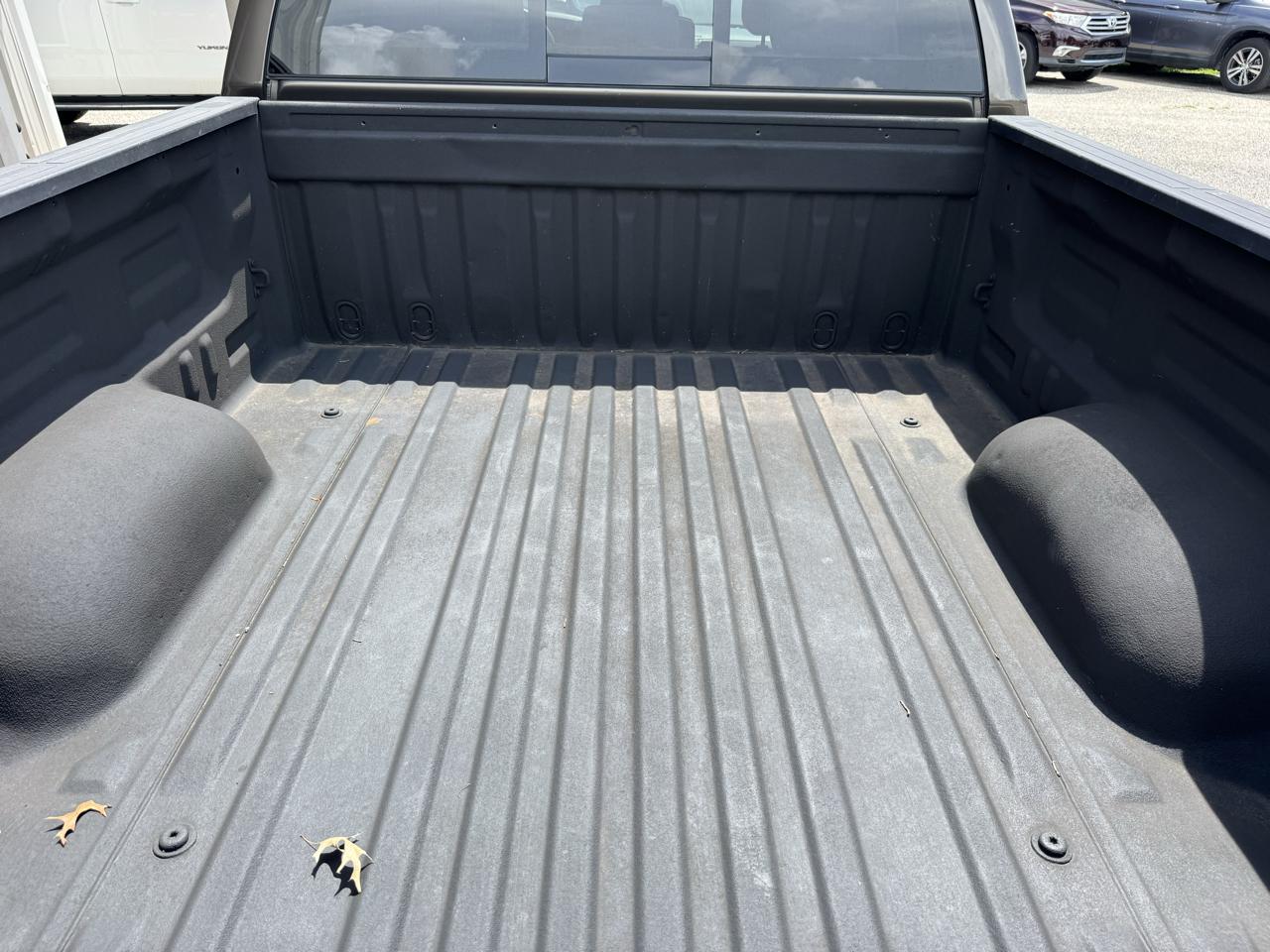 Toyota Tundra  2013