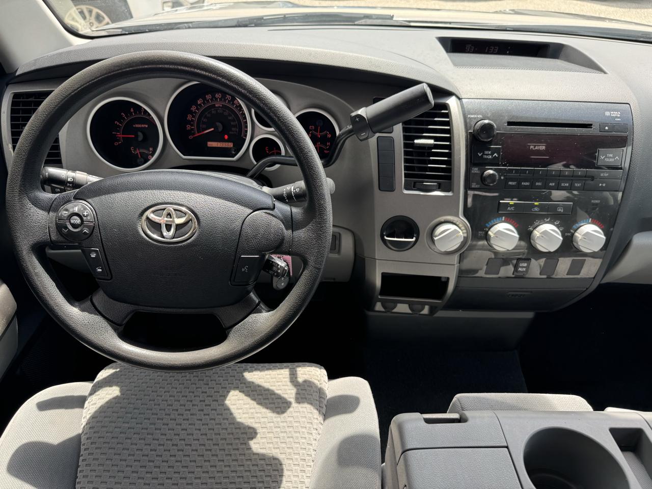 Toyota Tundra  2013