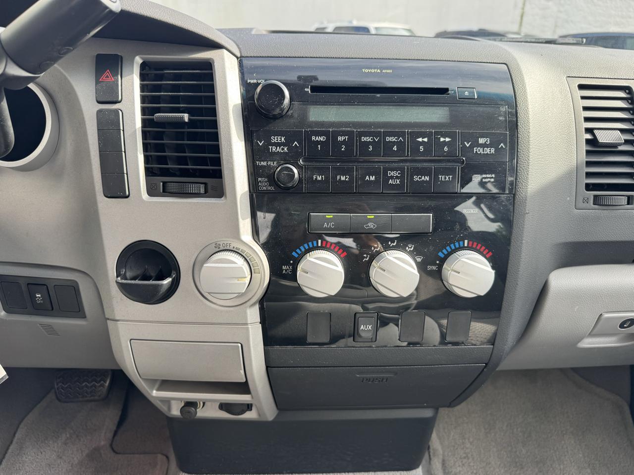 Toyota Tundra  2009