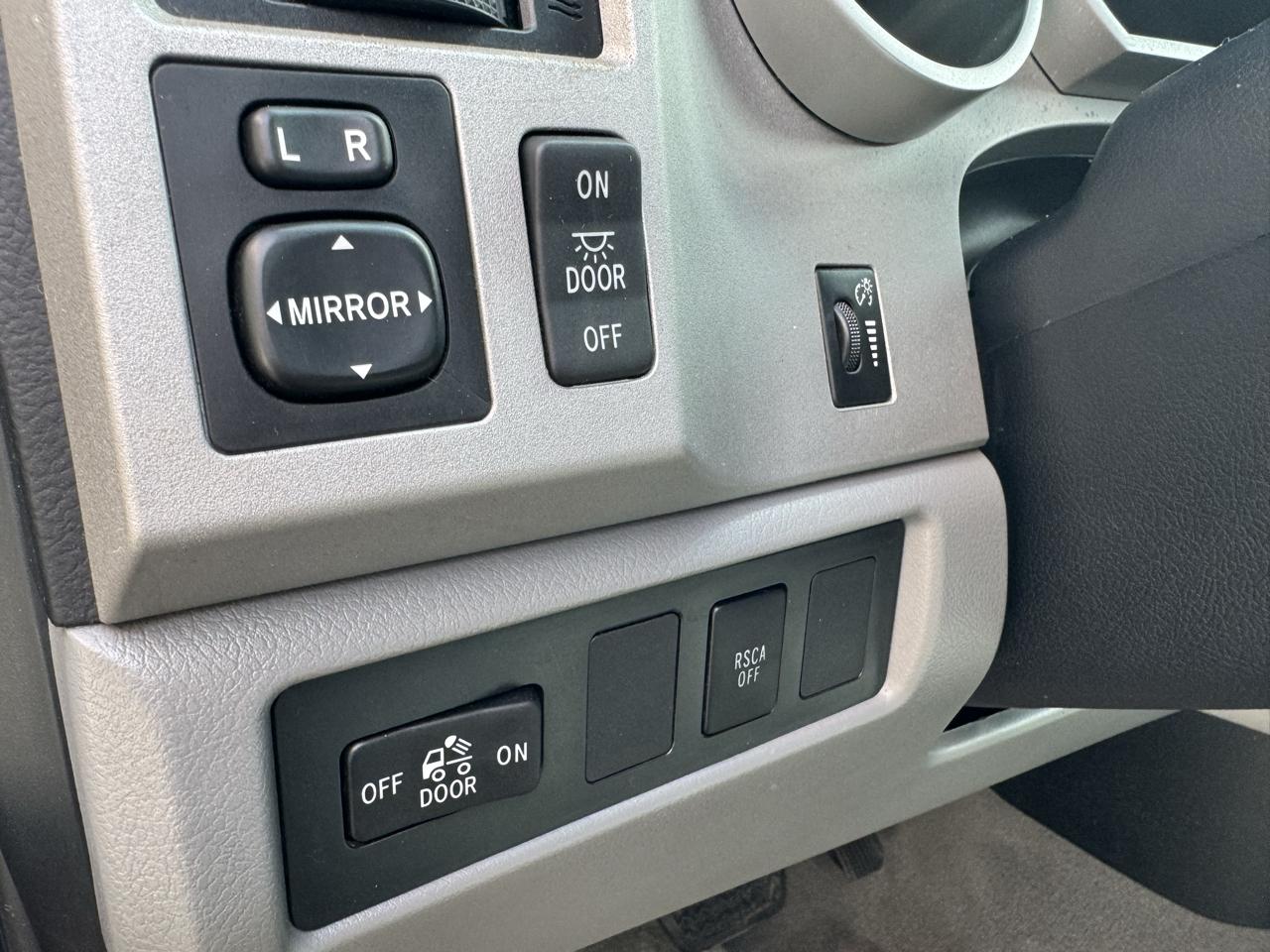 Toyota Tundra  2009