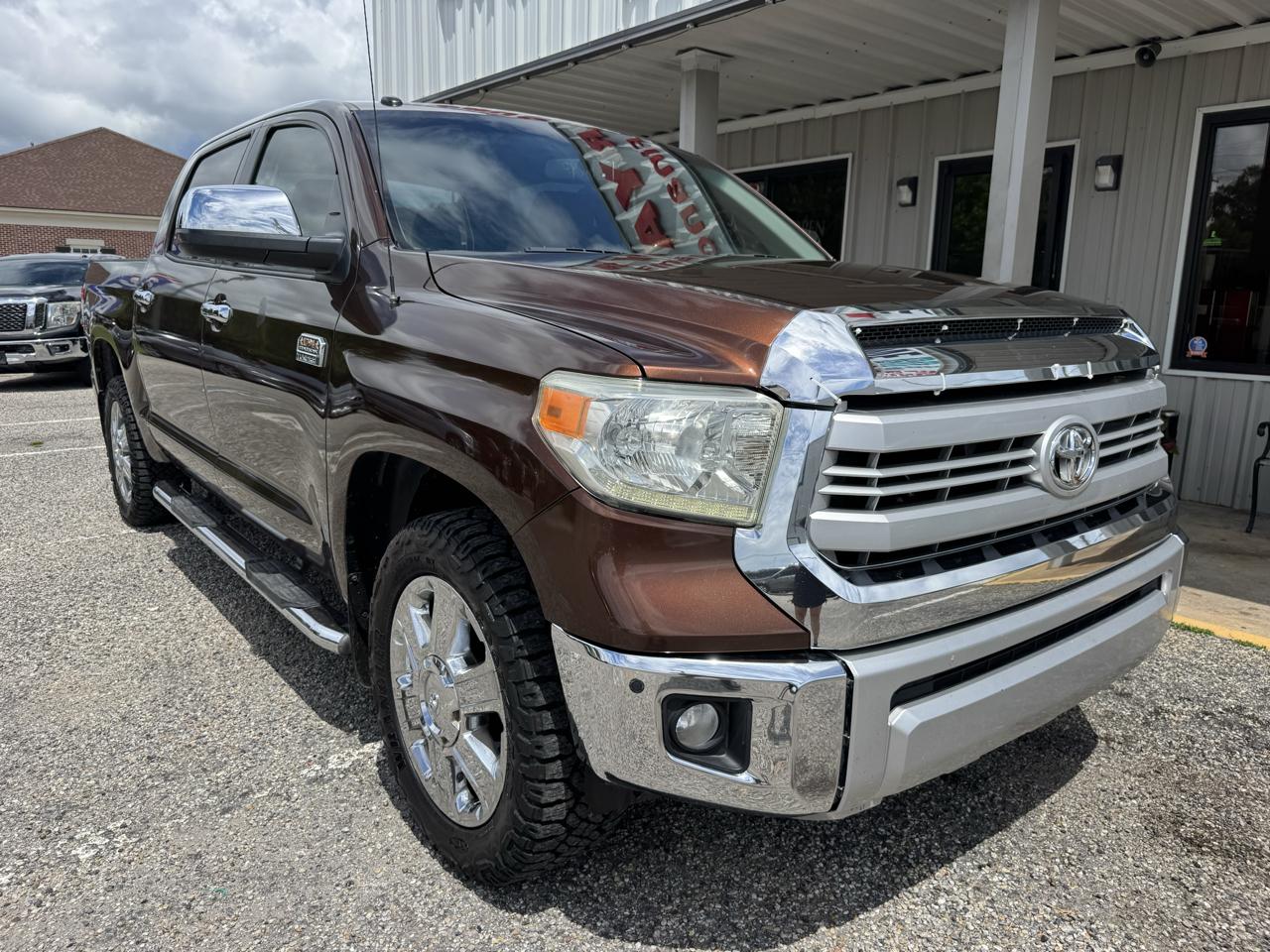Toyota Tundra  2014