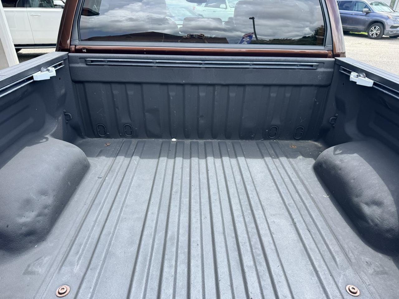 Toyota Tundra  2014
