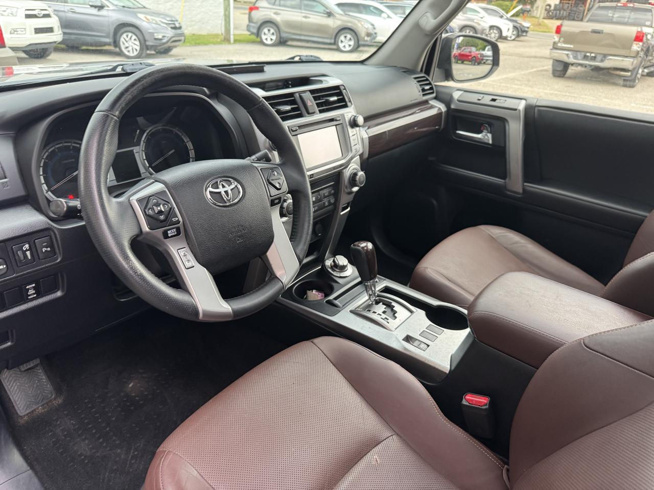 Toyota 4Runner  2014