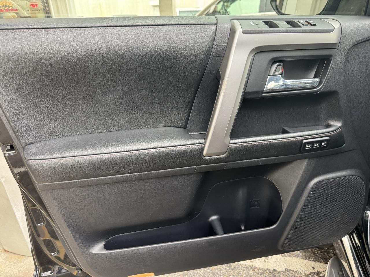 Toyota 4Runner  2014