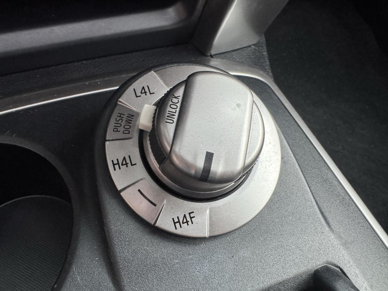 Toyota 4Runner  2014