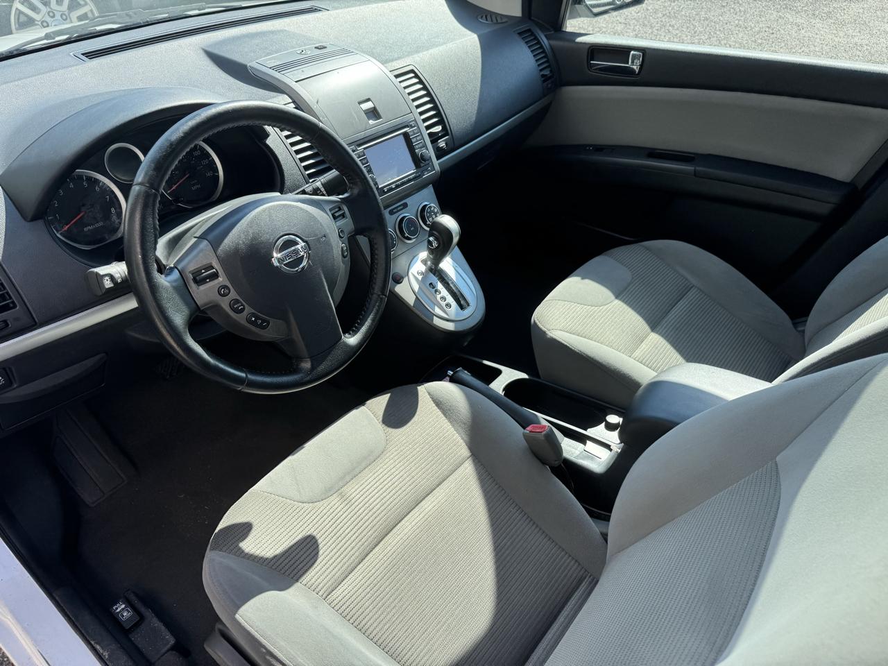 Nissan Sentra  2012