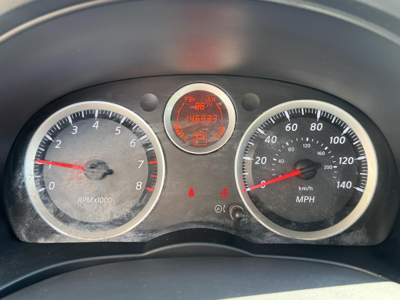 Nissan Sentra  2012