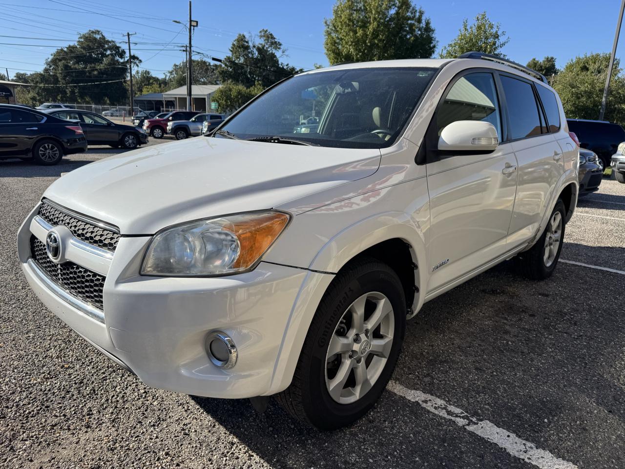 Toyota RAV4  2011