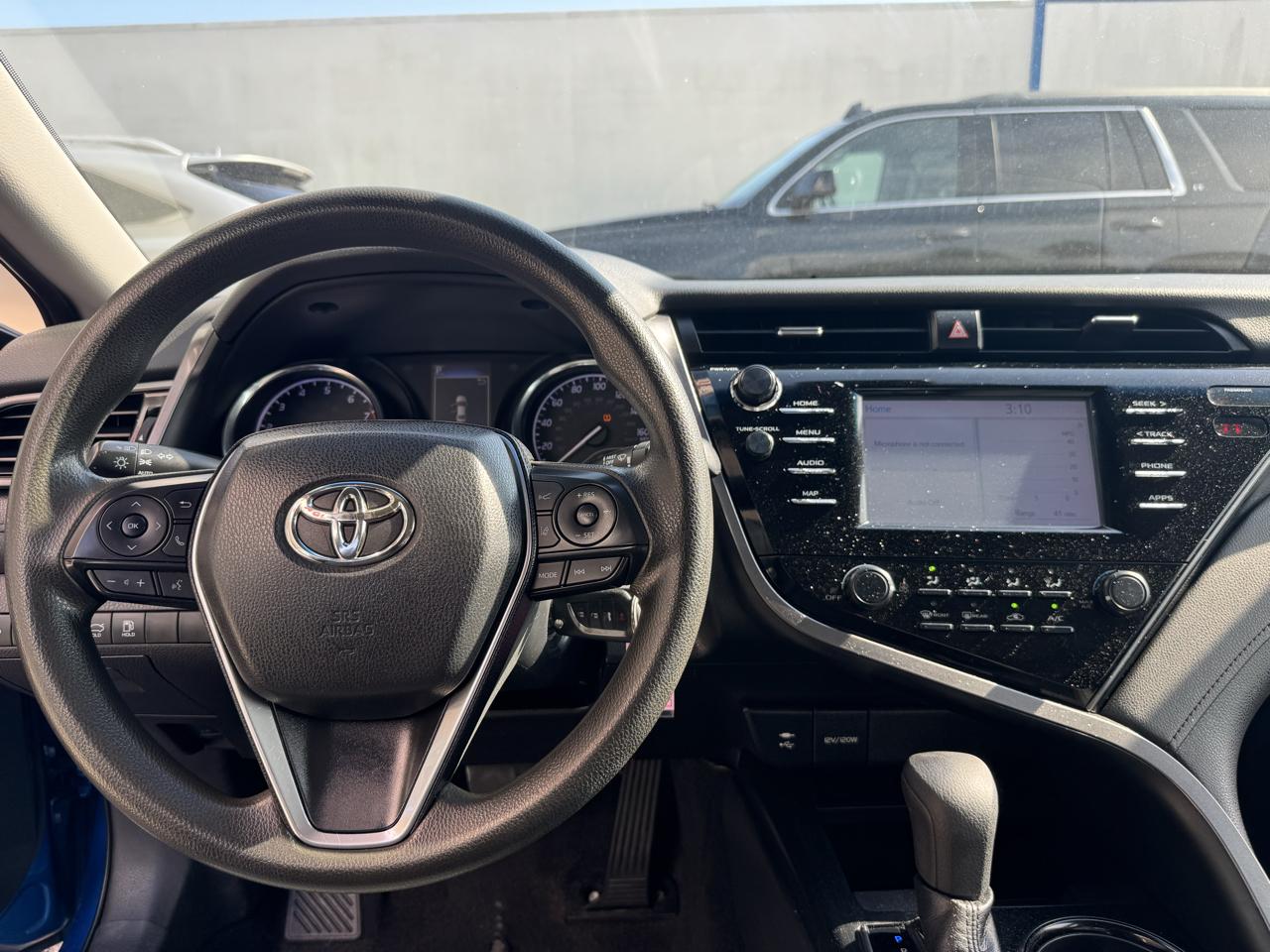 Toyota Camry  2019