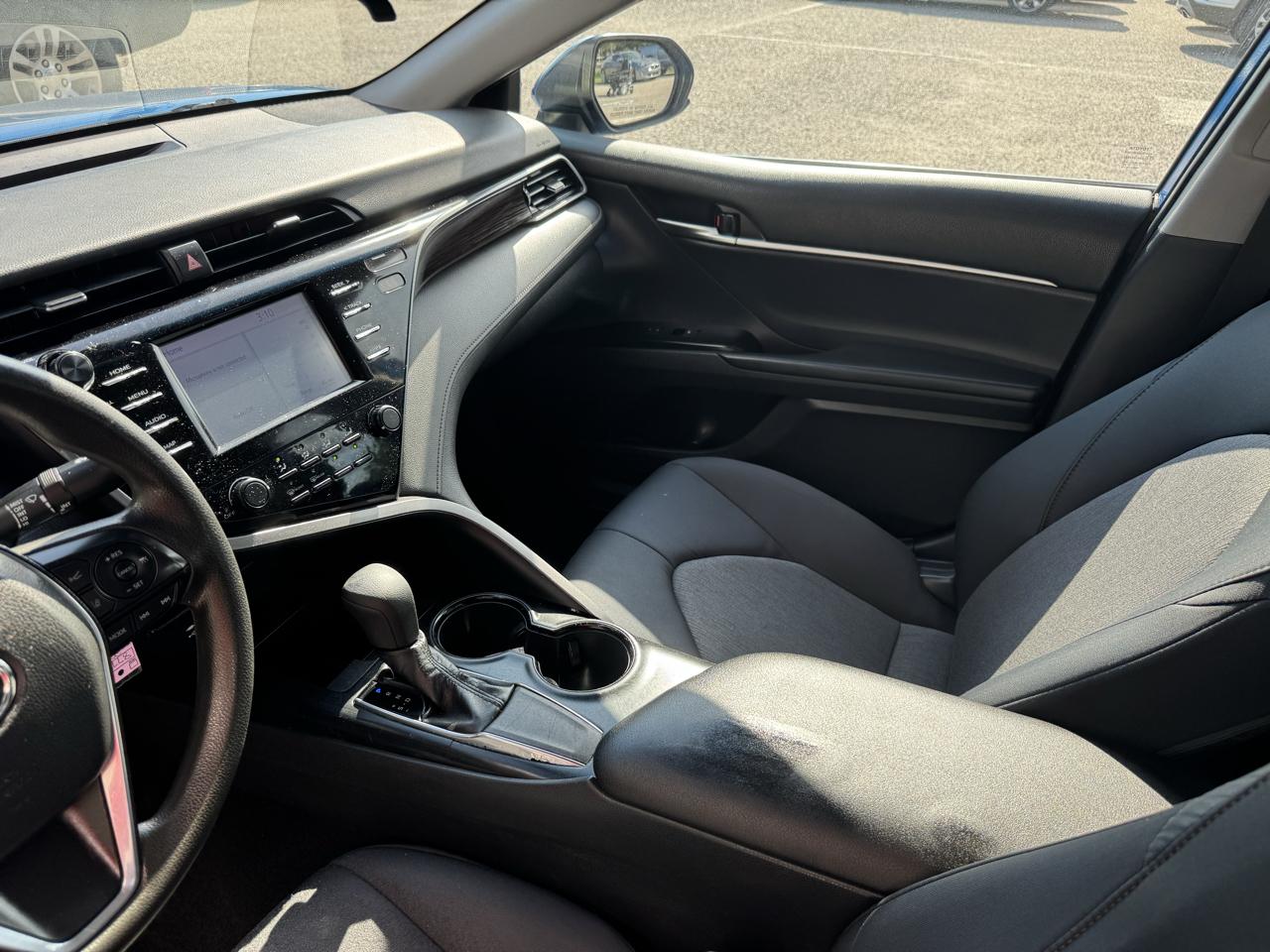 Toyota Camry  2019
