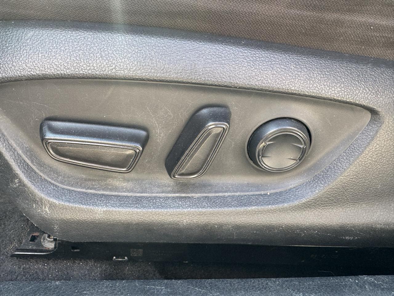 Toyota Camry  2019