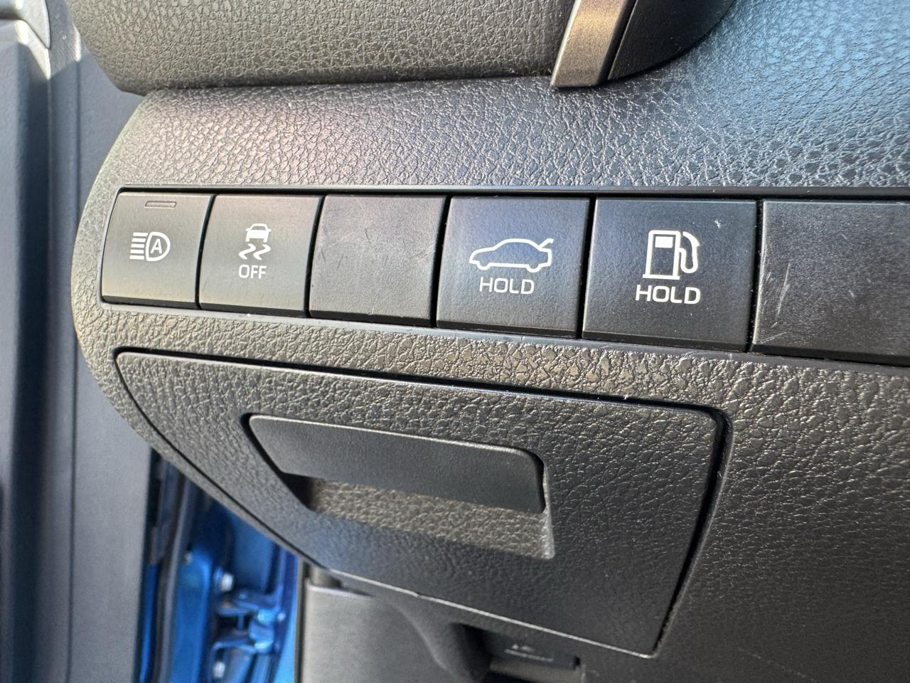 Toyota Camry  2019