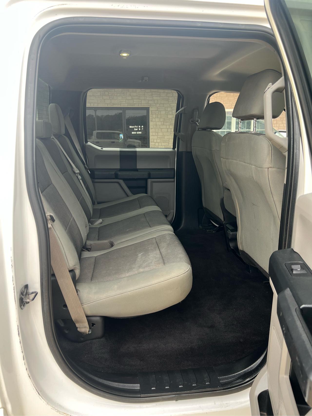 Ford F-150 4WD Reg Cab 126" XLT 2015