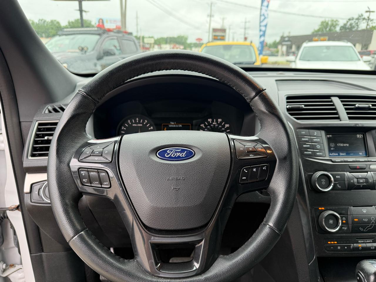 Ford Explorer XLT 4WD 2019
