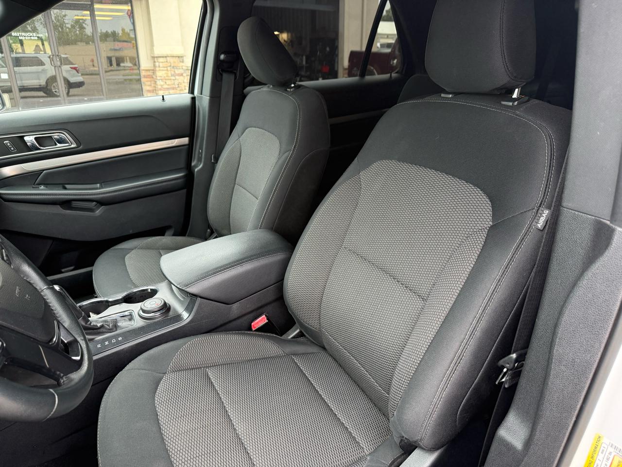 Ford Explorer XLT 4WD 2019