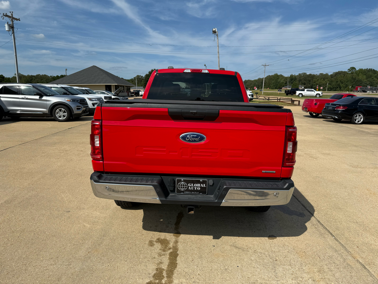 Ford F-150 4WD SuperCrew 145" XLT 2023