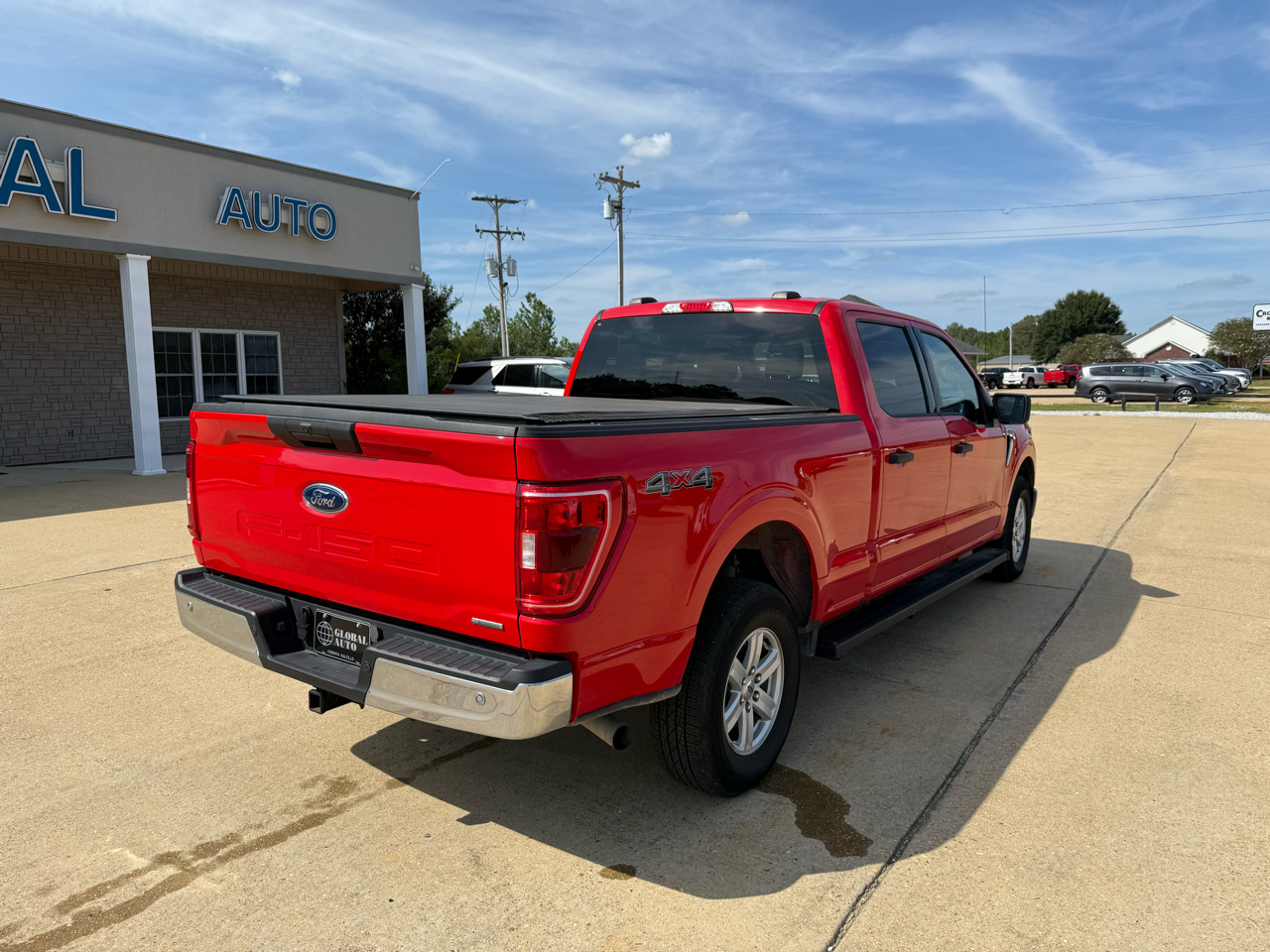 Ford F-150 4WD SuperCrew 145" XLT 2023