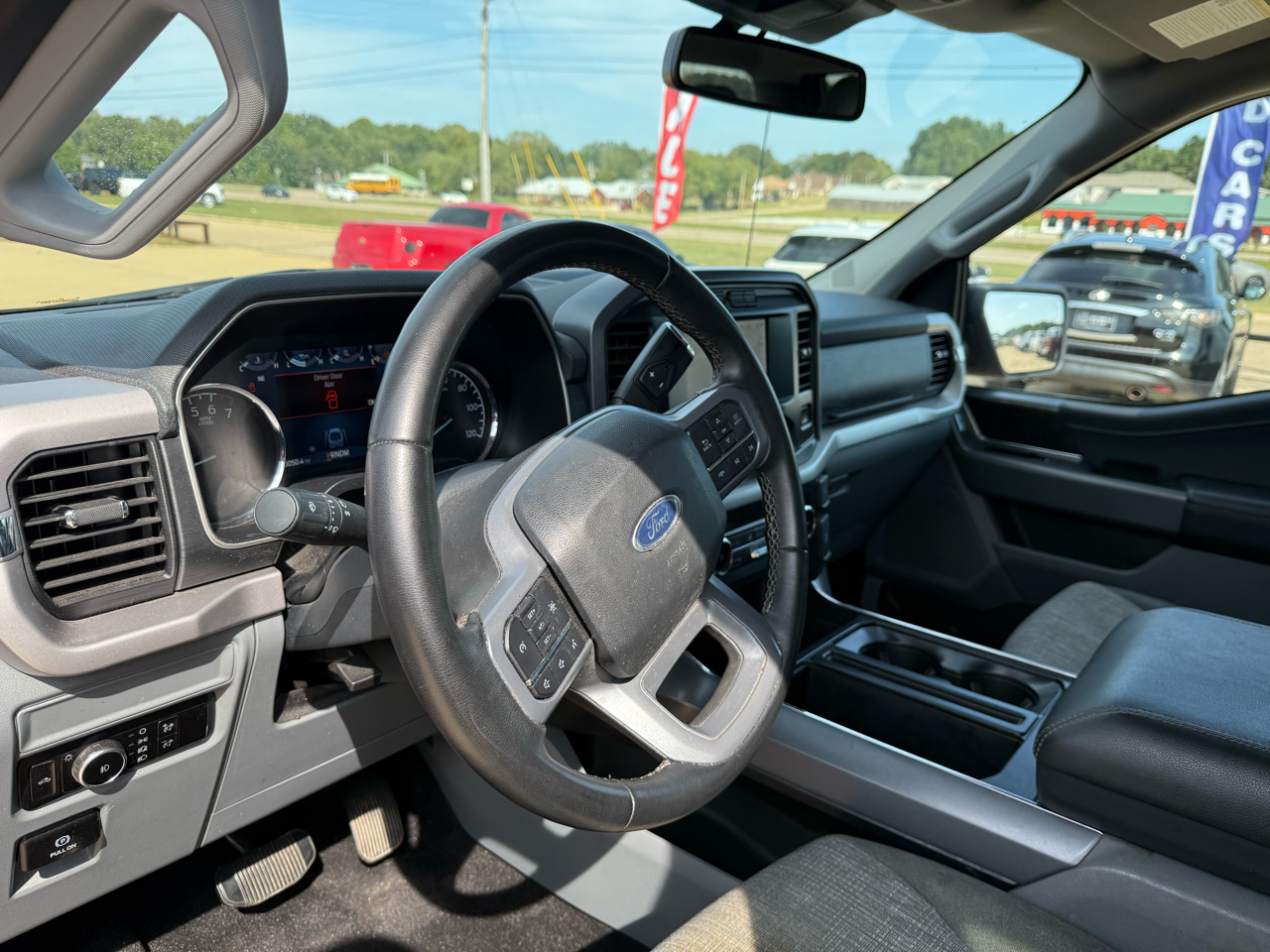 Ford F-150 4WD SuperCrew 145" XLT 2023