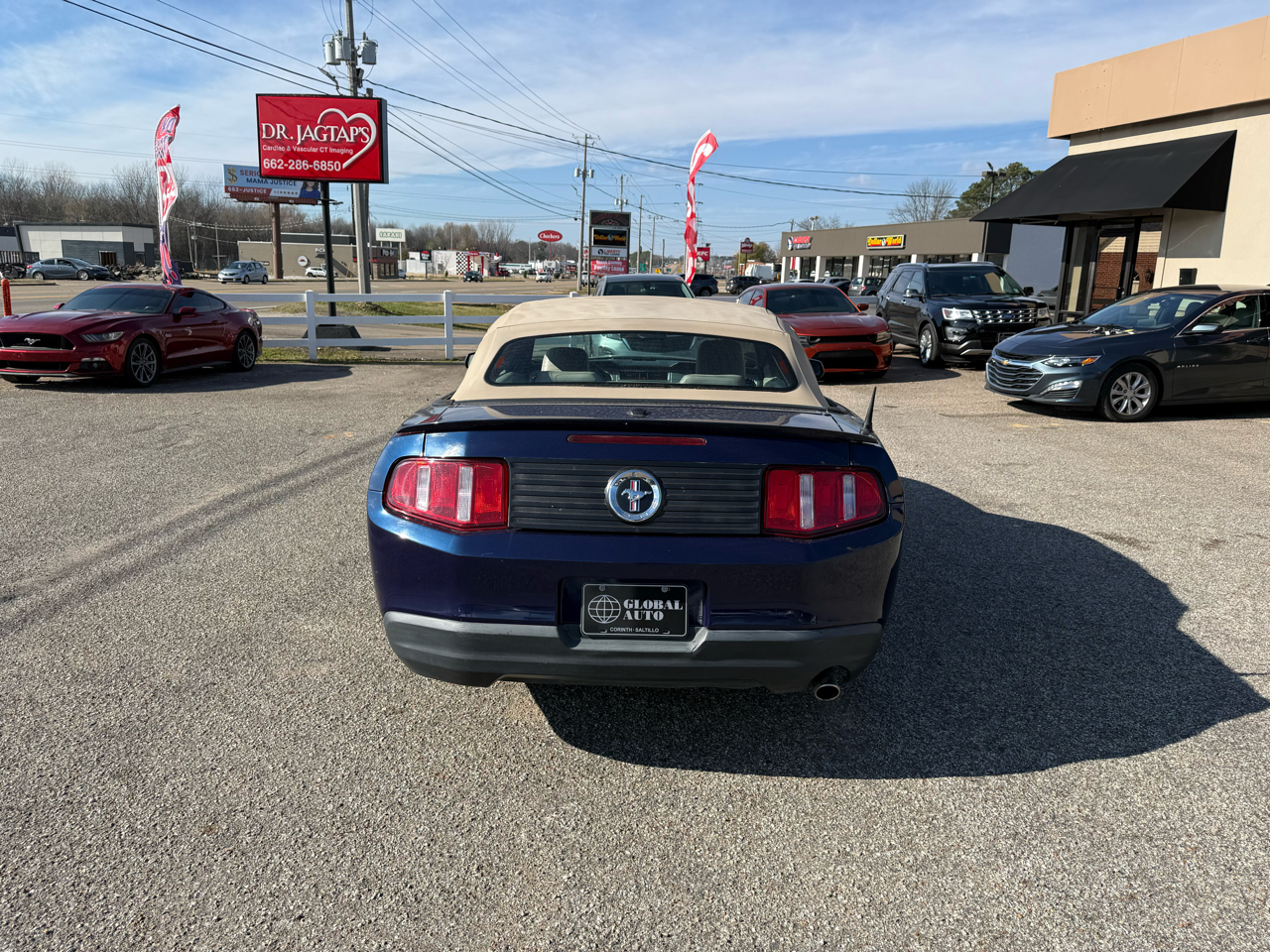 Ford Mustang V6 Convertible 2010