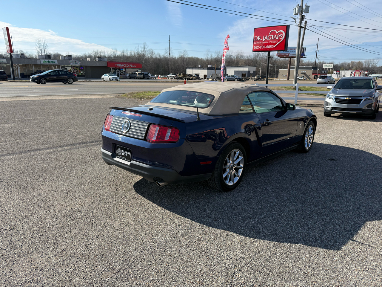 Ford Mustang V6 Convertible 2010