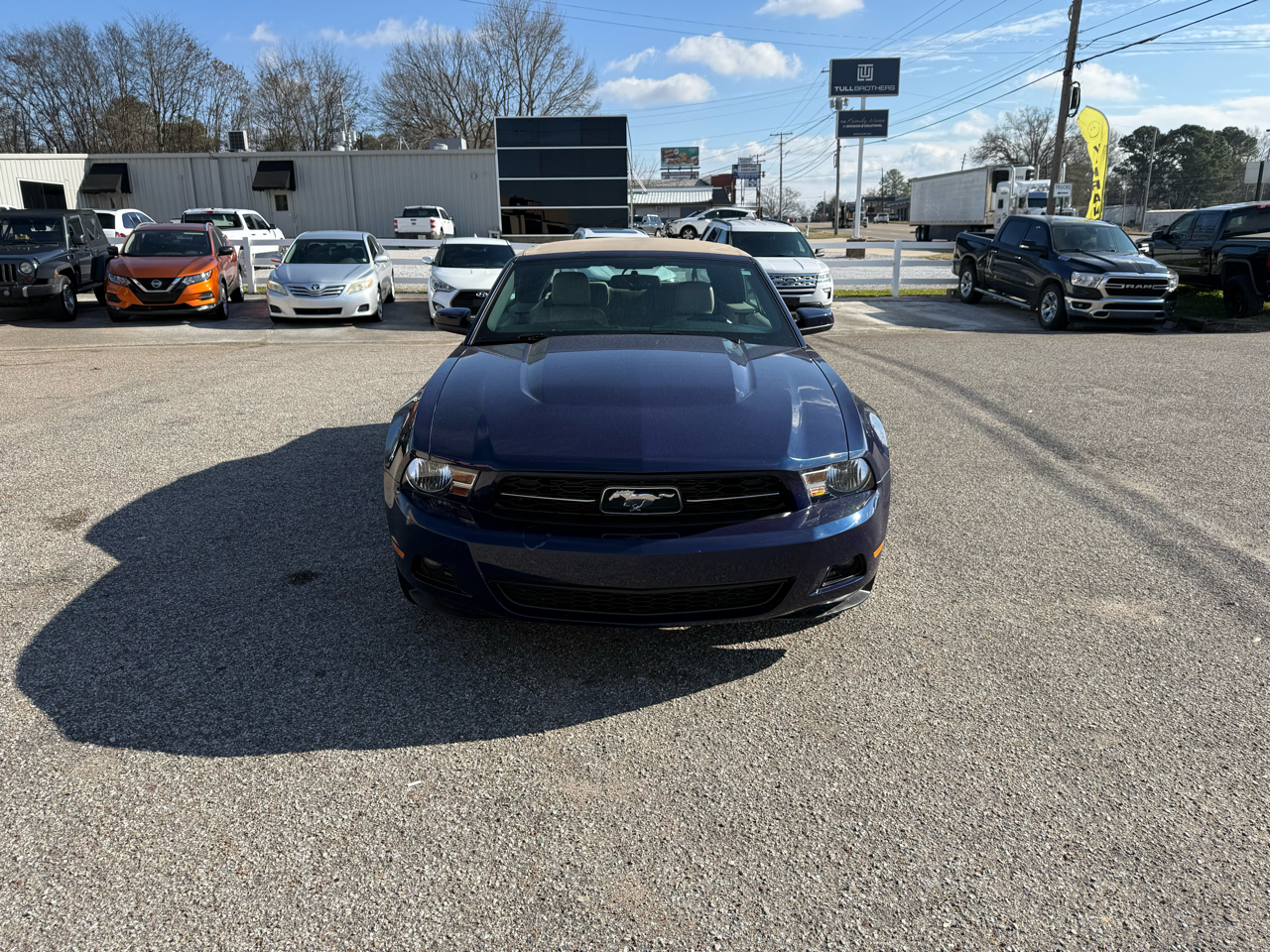 Ford Mustang V6 Convertible 2010