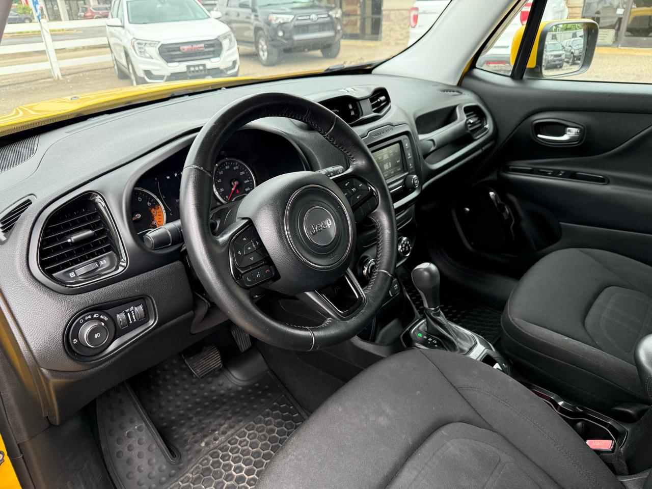 Jeep Renegade Latitude FWD 2017