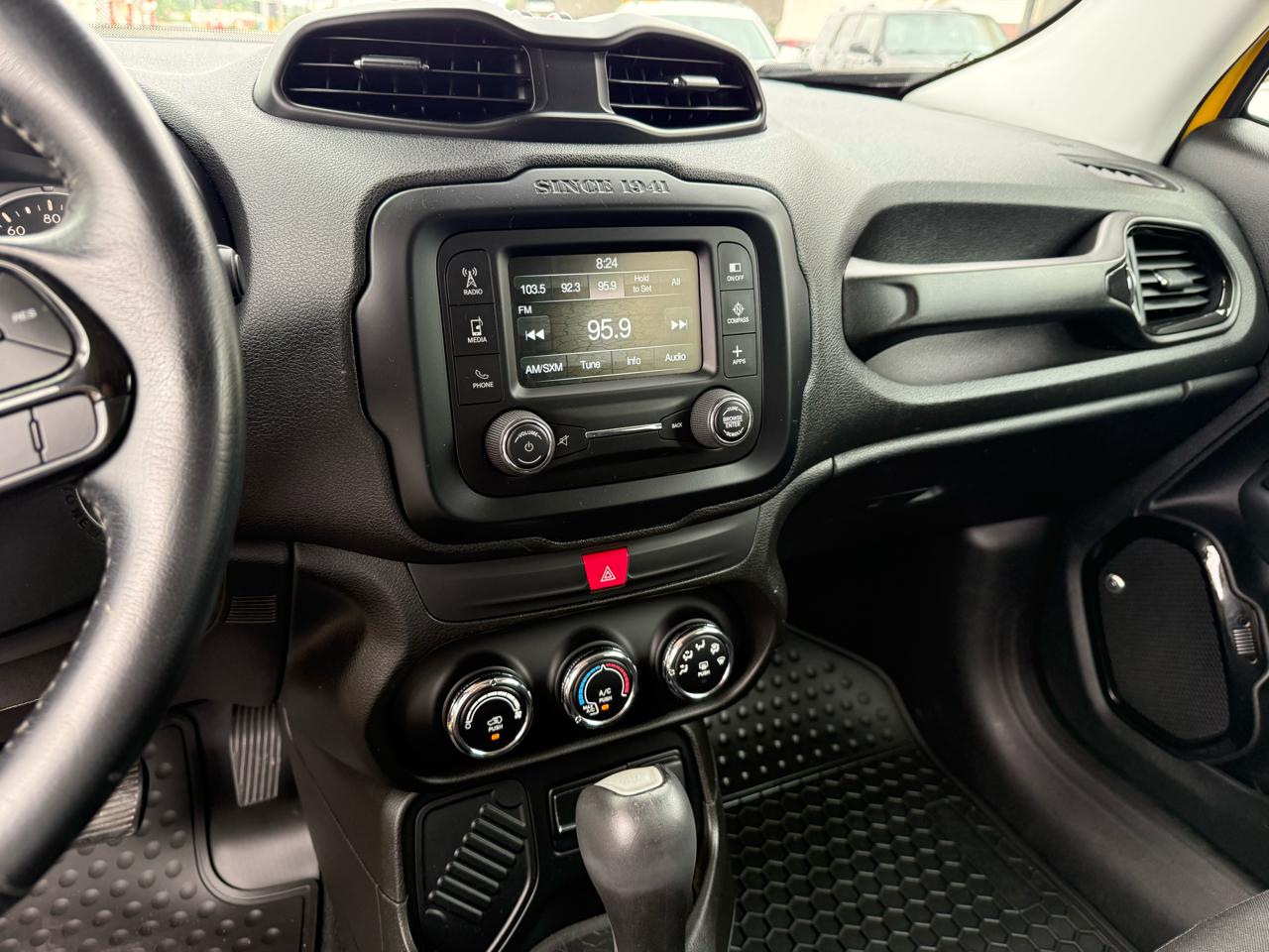 Jeep Renegade Latitude FWD 2017