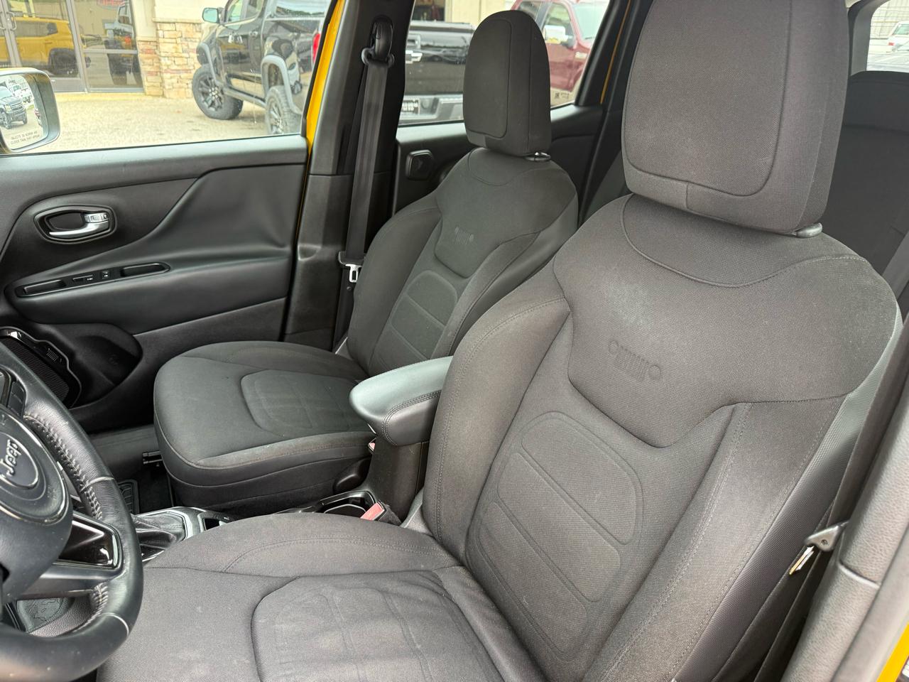 Jeep Renegade Latitude FWD 2017