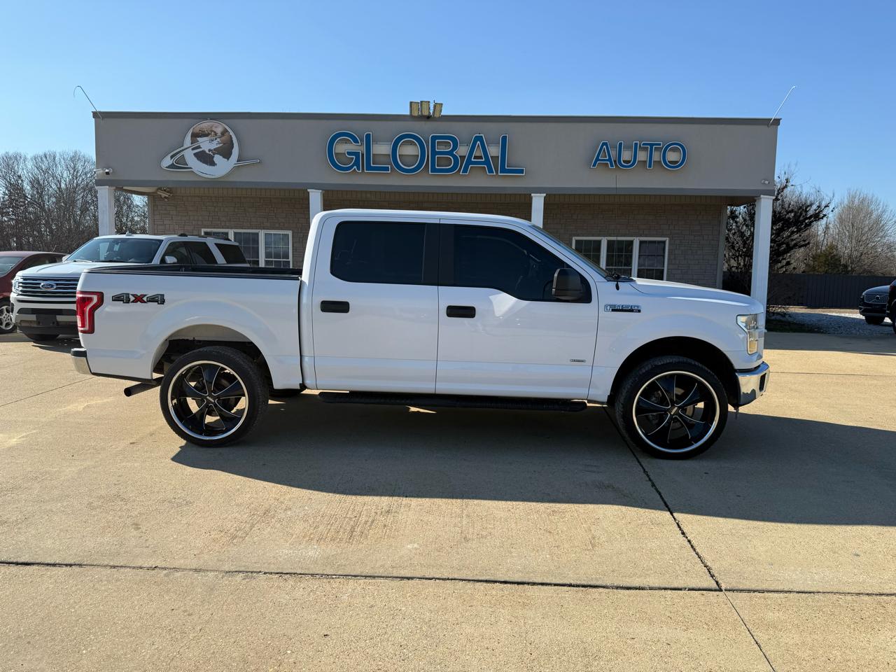 2016 Ford F-150 4WD Reg Cab 122.5" XLT