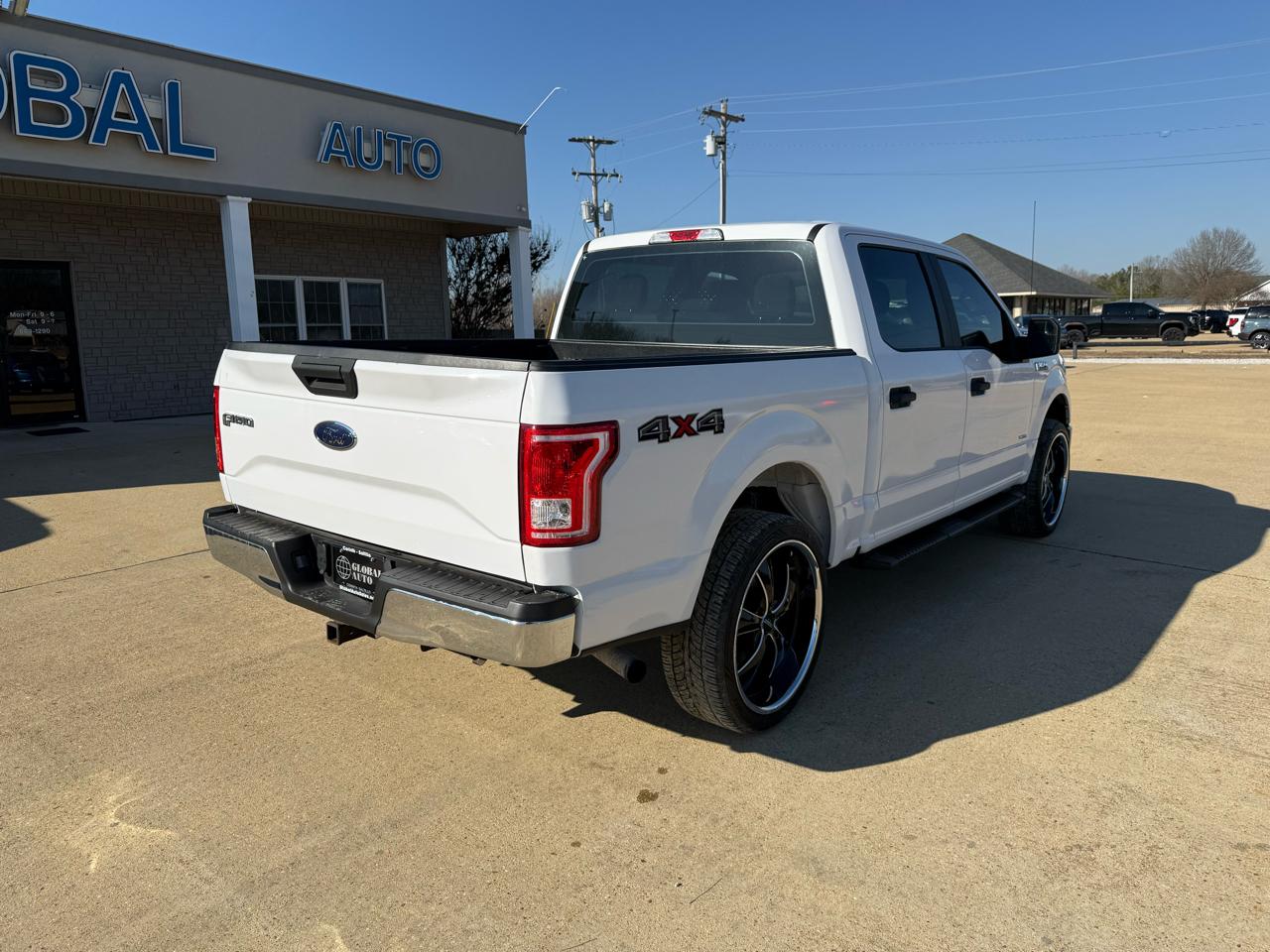 Ford F-150 4WD Reg Cab 122.5" XLT 2016