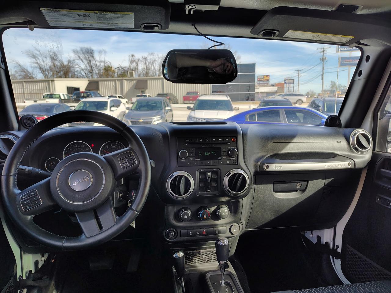 Jeep Wrangler Sahara Unlimited 2012