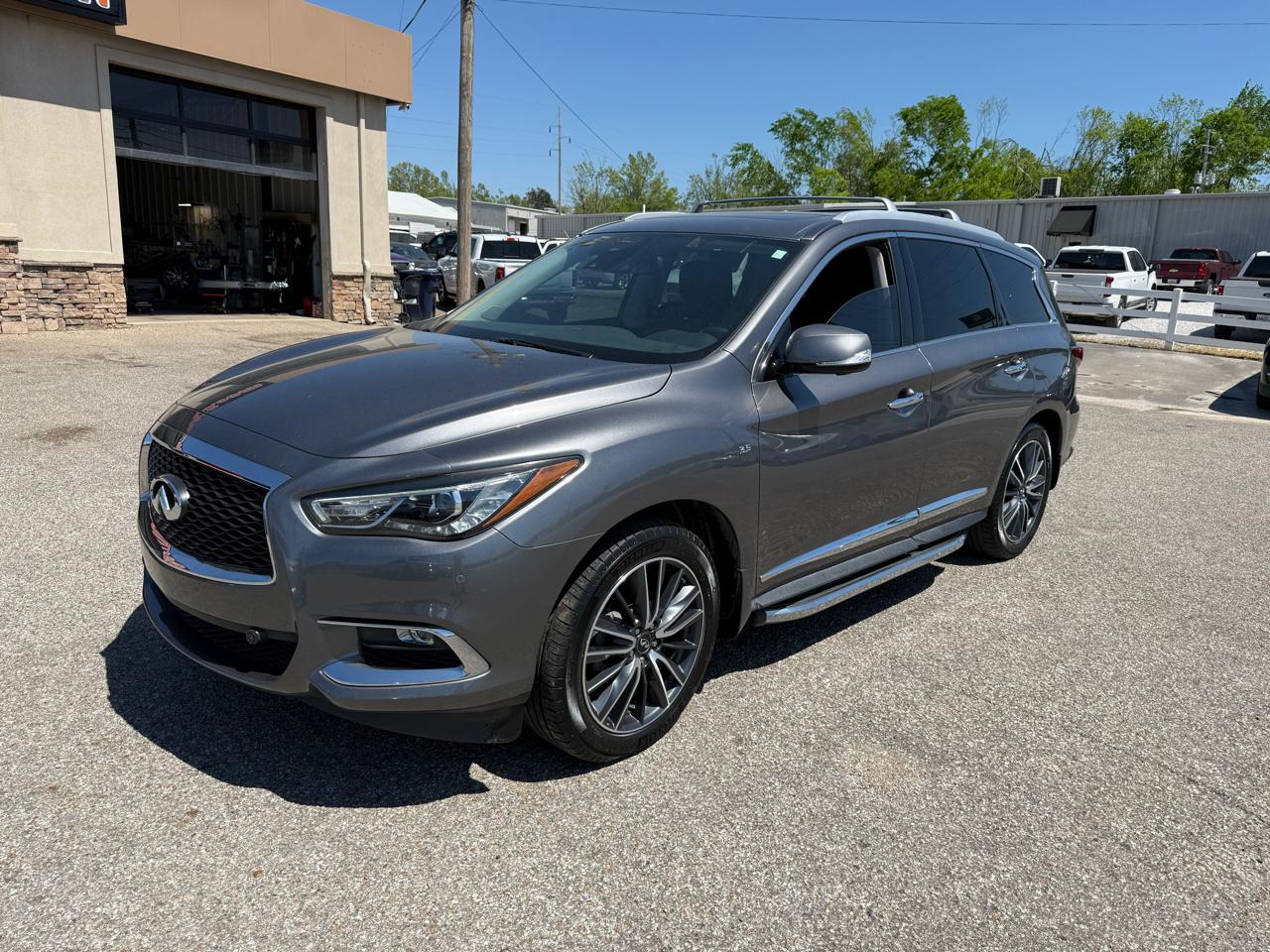 Infiniti QX60 Base FWD 2017