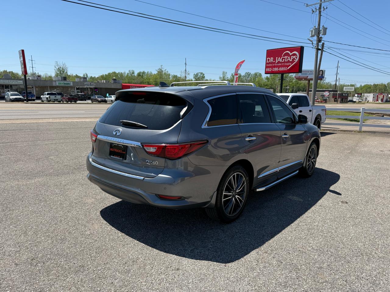 Infiniti QX60 Base FWD 2017