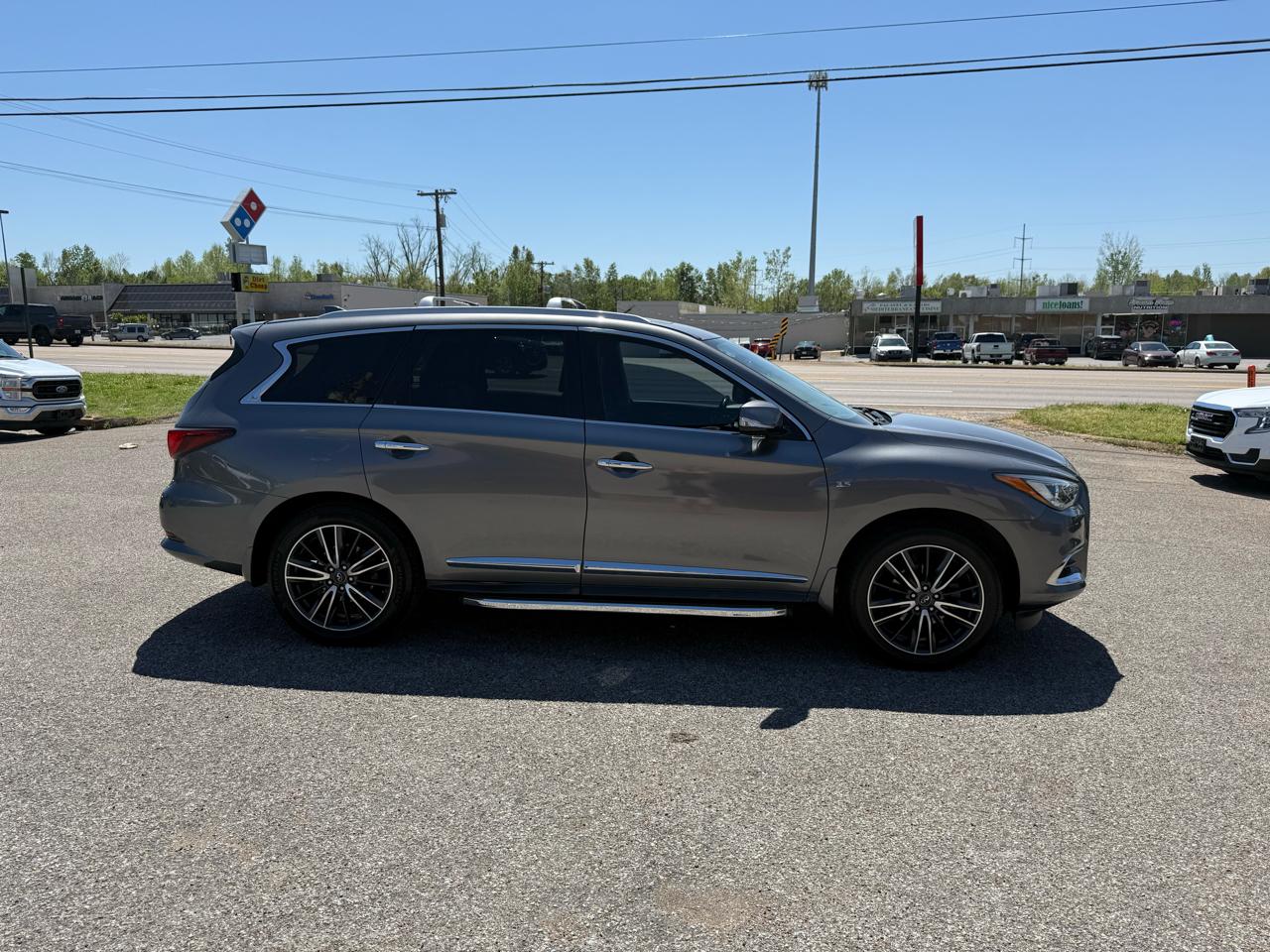 Infiniti QX60 Base FWD 2017