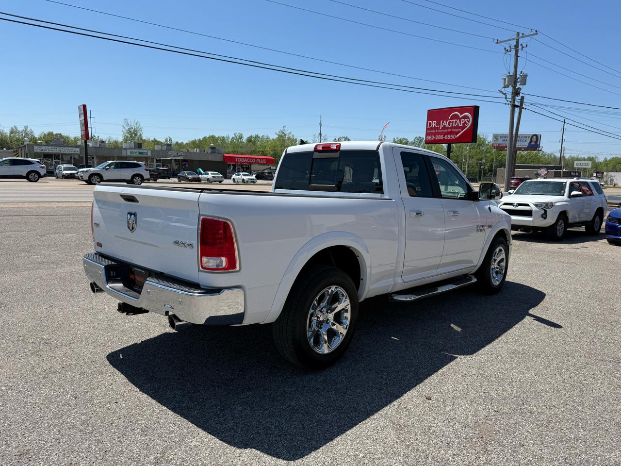 RAM 1500 Laramie Quad Cab 4WD 2018