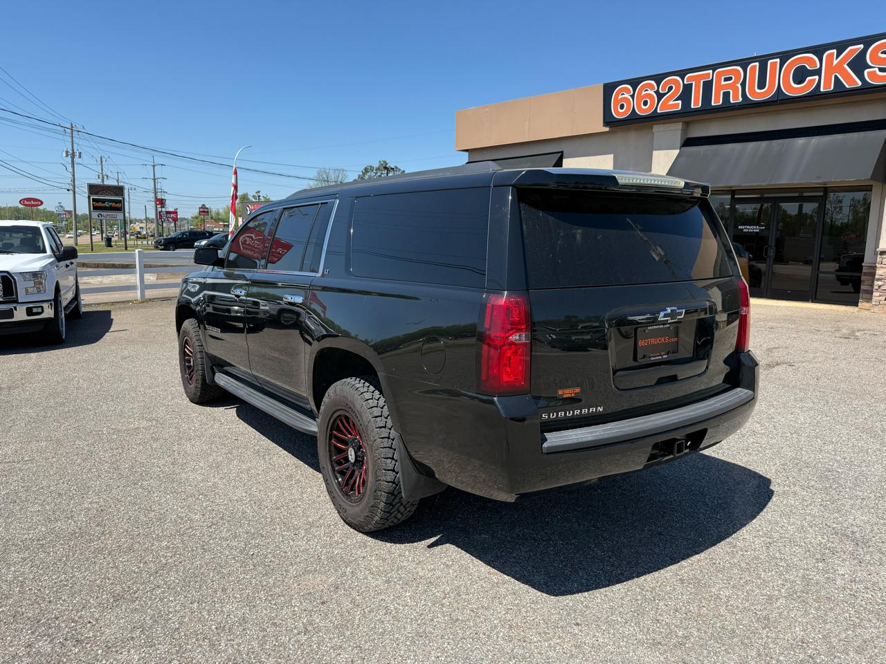 Chevrolet Suburban LT 2WD 2019