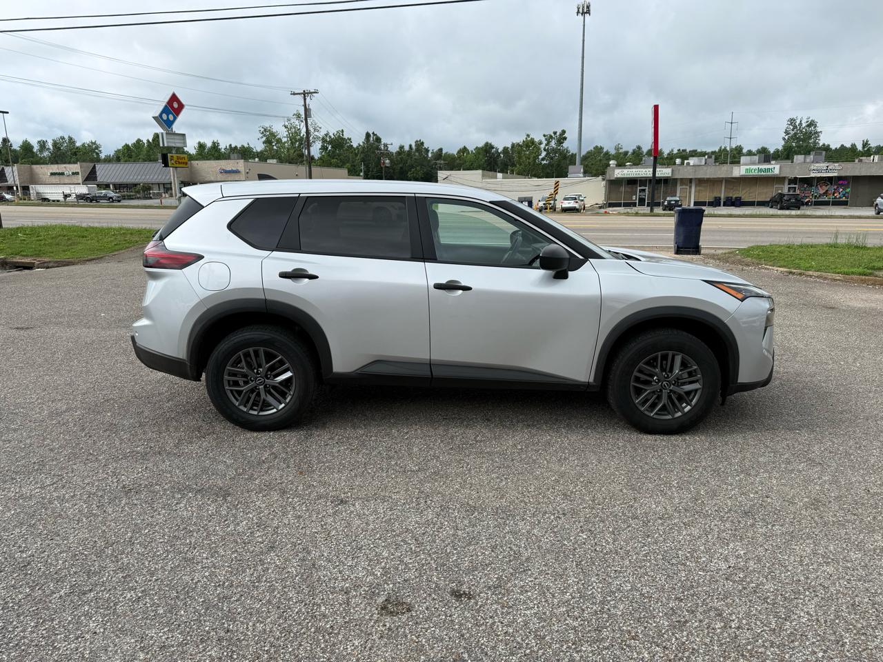 Nissan Rogue S 2024