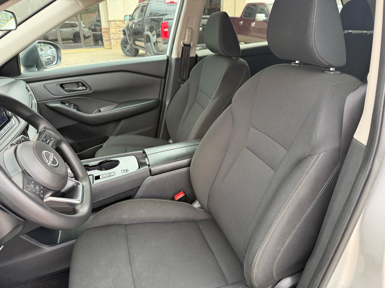 Nissan Rogue S 2024