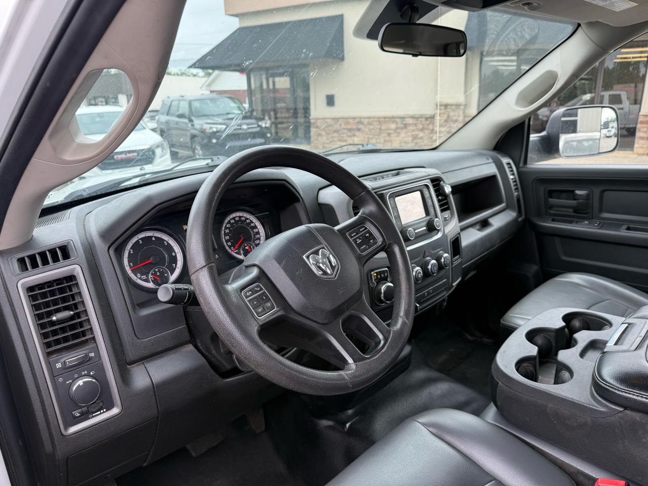 RAM 1500 Classic Tradesman Quad Cab 2WD 2022
