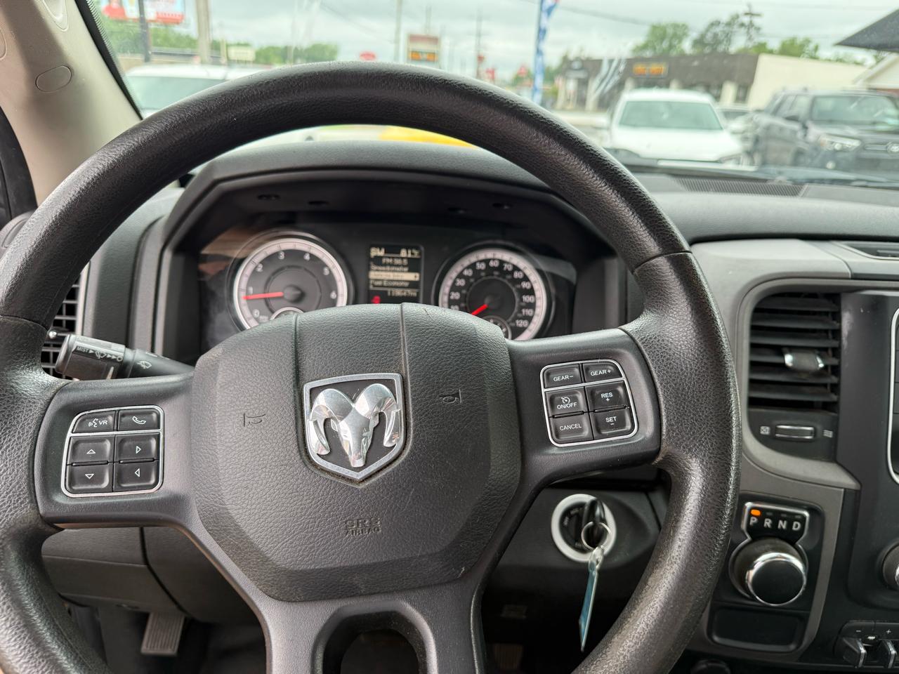 RAM 1500 Classic Tradesman Quad Cab 2WD 2022