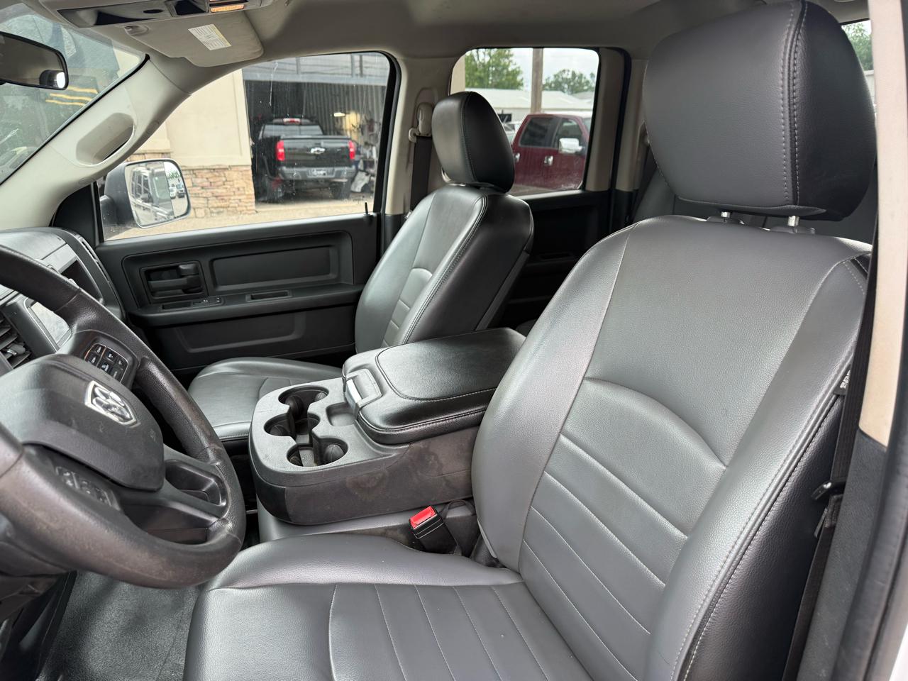 RAM 1500 Classic Tradesman Quad Cab 2WD 2022