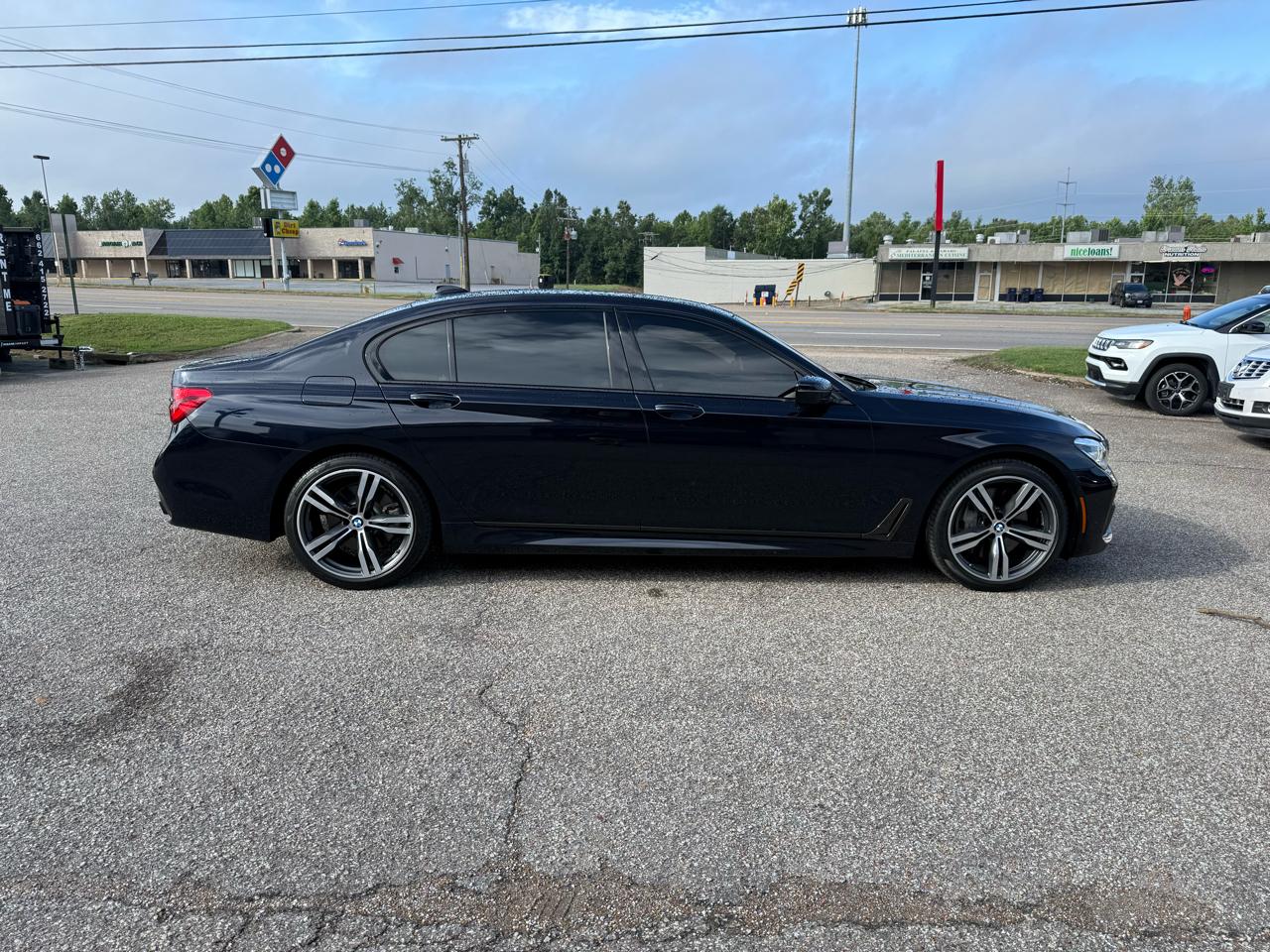 BMW 7-Series 750i 2019