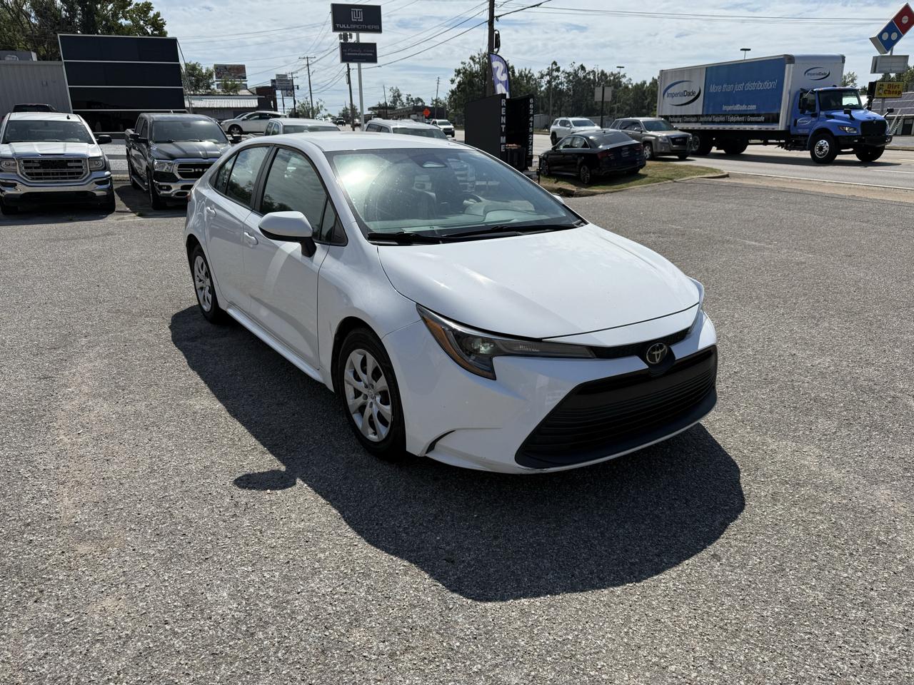 Toyota Corolla LE 2024