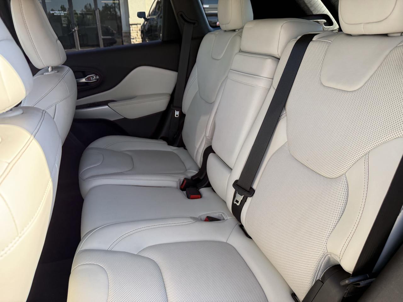 Jeep Cherokee Overland FWD 2018