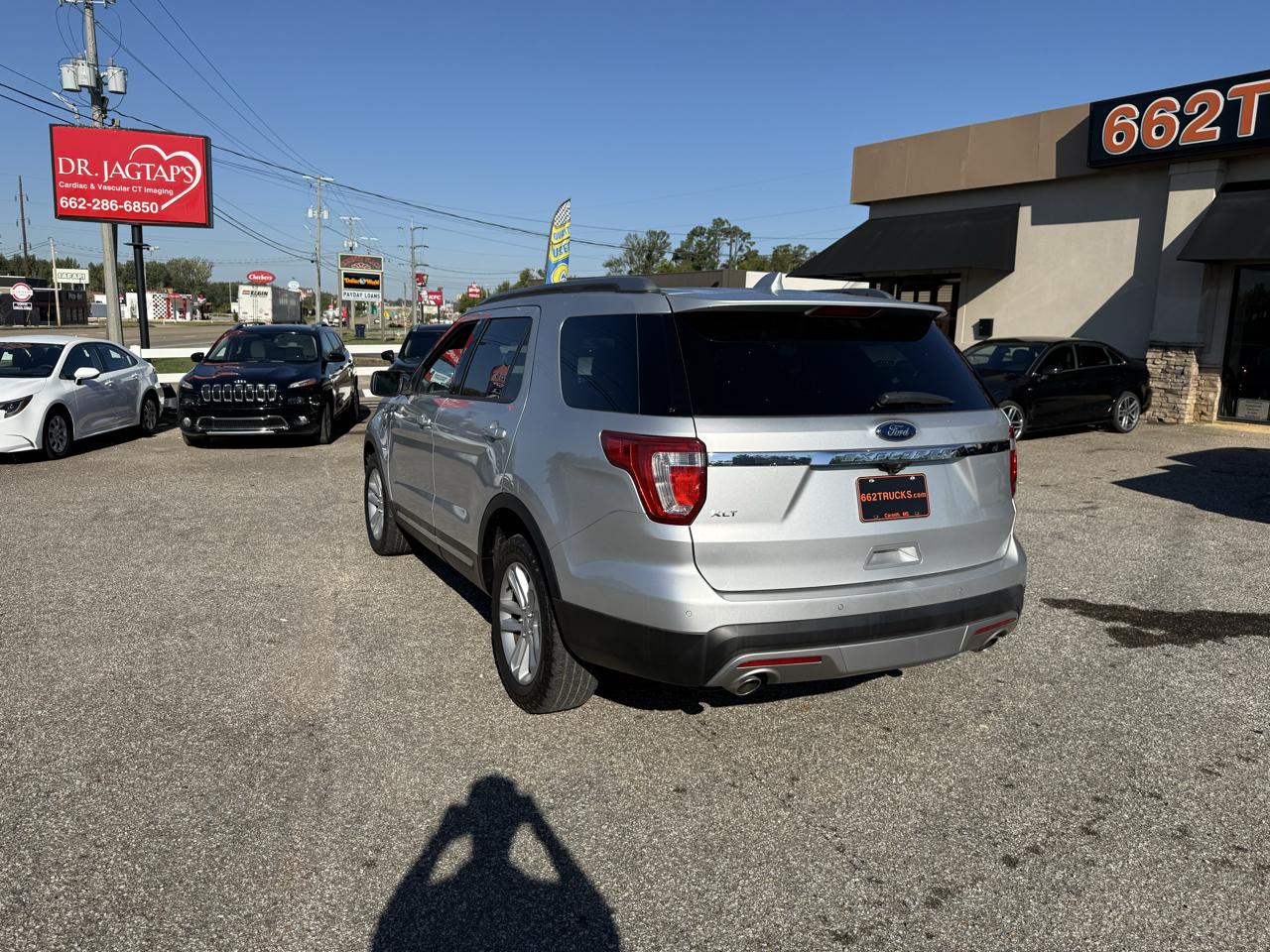 Ford Explorer 2WD 4dr V6 XLT 2017